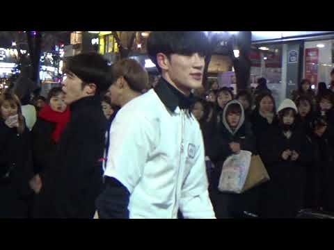 [MAXXAM] 171224 김민석 - Lip & Hip 1