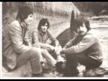 triana-abre la puerta niña 
