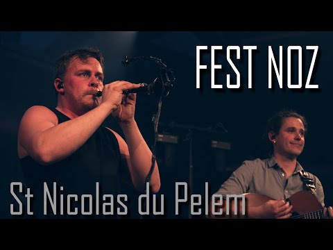 Fest noz à St Nicolas du Pelem (22) - Photo: AMPOUAILH