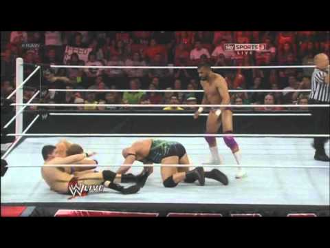 WWE RAW | 20/08/12 | Ryback Vs 2 Local Wrestlers
