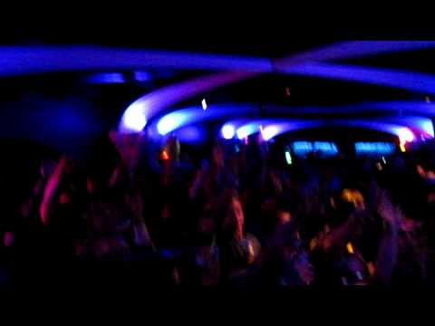 USTMTV - Daniel Kandi Vs Ferry Tayle dropping Midway - Amazon, Pachita, NYC