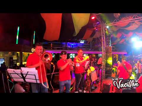 LA DEL RICO VACILON EN CONCIERTO