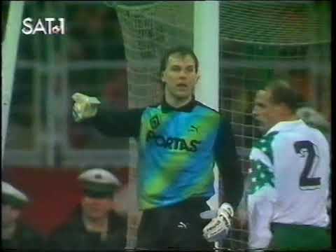 01/03/1989 European Cup Quarter Final 1st leg WERDER BREMEN v AC MILAN