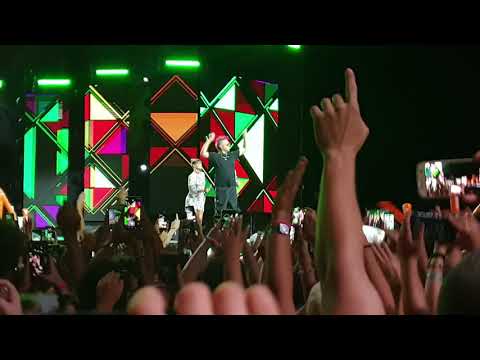 Boomdabash Alessandra Amoroso-MAMBO SALENTINO BATTITI LIVE 2019 BARI