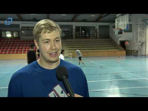 A megyei parketten pattogtat a Pápai Kosárlabda Club