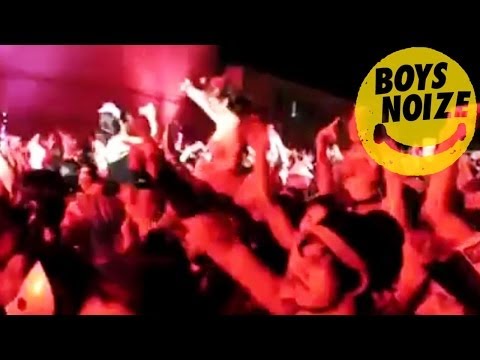 Strip Steve & Das Glow - Calcium (Trailer)