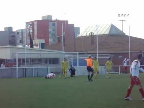 Minuto 79. Ocasión del Tielmes en disparo de Jesu