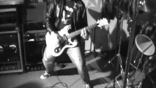Ramones Scattergun done by The Raymones