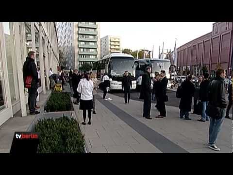 Demonstranten pöbeln bei Wohnungssuche in Berlin