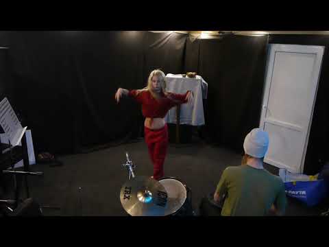 rav vast, tribal dance and singing bowl