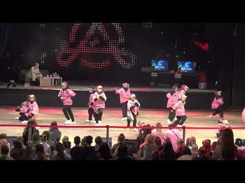 MIGHTY SHAKE ZASTÁVKA, HOBBY STREET - FORMACE - DĚTI - B, Remix Revolution