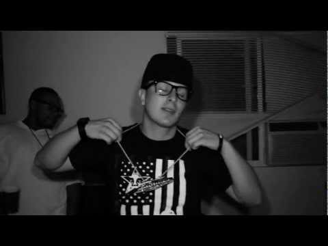 Prez ft. Glasses Malone - "I RUN IT" - Official Music Video