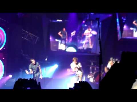 McBusted - I Want You Back Jackson 5 Cover [Live From Cardiff]