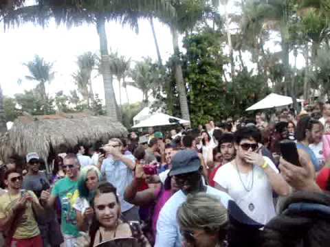 MIAMI WMC 2011 Hotel SOUTH SEAL Pool Party !!