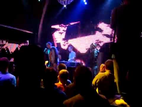 Sisu & Puya   Aici e Romania & Pune i la pamant