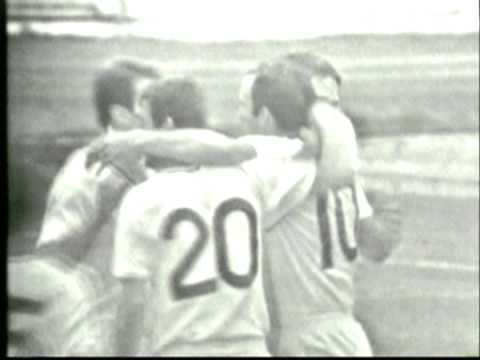 1966 (July 15) Uruguay 2-France 1 (World Cup).mpg
