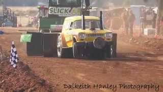 preview picture of video 'Bizzee 'B' @ Waaia Tractor Pull #1'
