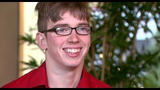 Teen doesn't let cerebral palsy stop his hoop dreams