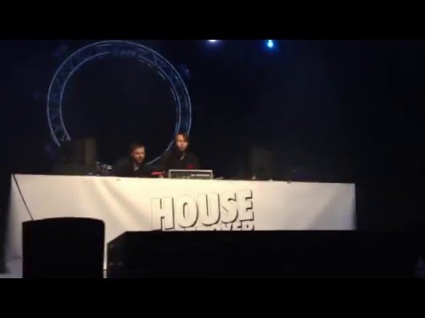 Housedestroyer & Freunde XXL 20.02.2016 Kongresshalle Oldenburg