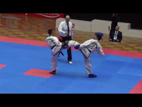 Matsogi senioři -64kg, Azat Shuitbayev - Wang Myong Guk