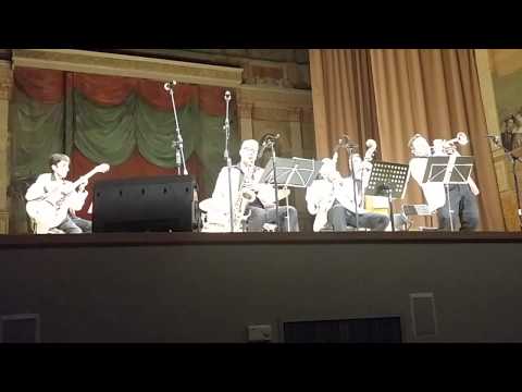 Swing Valley Band - TUXEDO JUNCTION