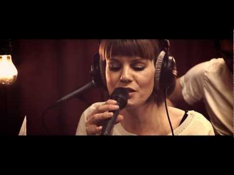 Studio Brussel: Daan & Isolde - Where the Wild Roses Grow (Nick Cave & Kylie Minogue cover)
