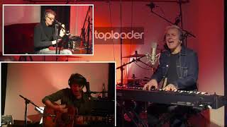 Toploader &#39;Dancing In The Moonlight&#39; (Xmas Acoustic Sessions)