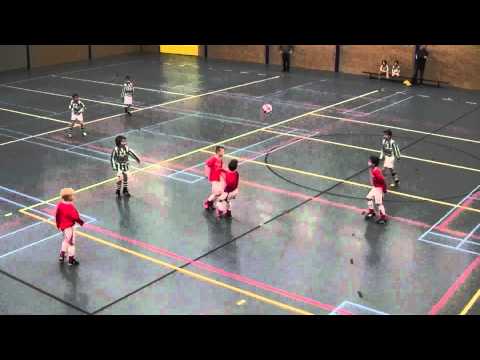 28-01-2012 Vesta F1 - SVH39 F1 Winterzaalvoetbalcompetitie