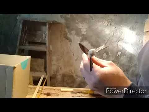 Making feather fletchings