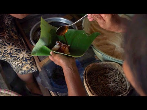 Jemunak, a Typical Ramadan Snack from Gunungpring, Magelang