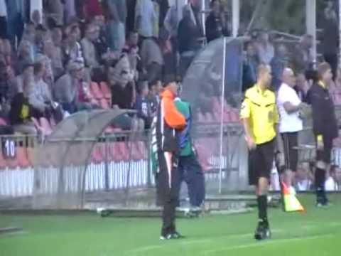 KSZO Ostrowiec - Pelikan Łowicz 0:1 (10.9.2011)