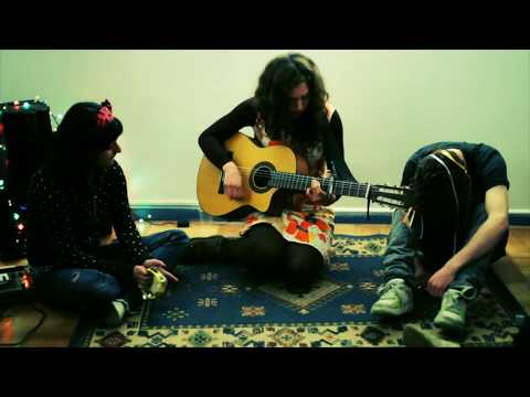 LaVitrola.cl: Resostenido - Junio