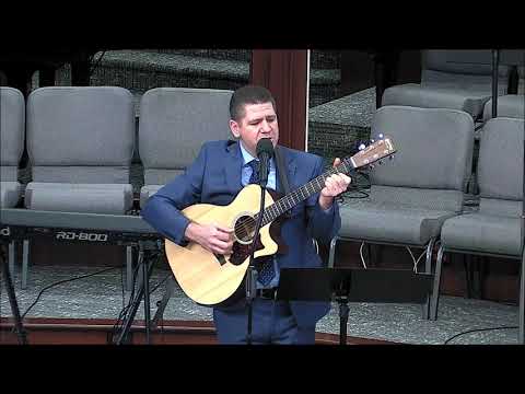 Marius Livanu - Iubind te dăruiești