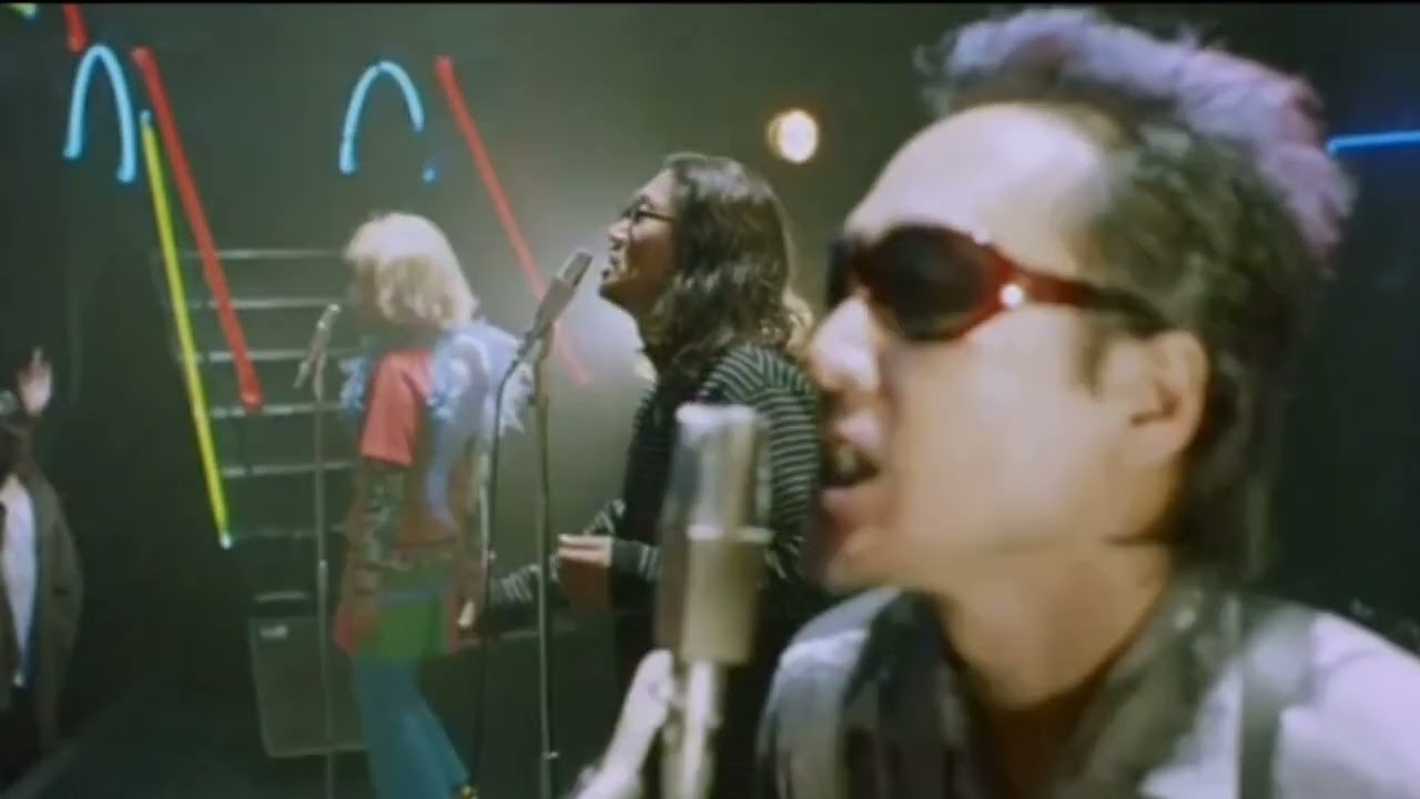 Miniature de la vidéo "Oh what a crazy night,I've got a secret night" || Song from Drowning fish [Oboreru Sakana] (2001) du film 溺れる魚