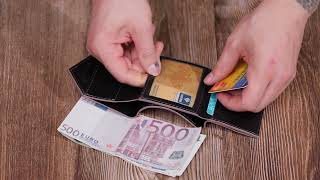 Гарний компактний гаманець із натуральної шкіри Grande Pelle 16801 пудровий