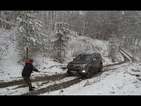 И грязь, и снег, и горы... - но почему не едет Ховер?