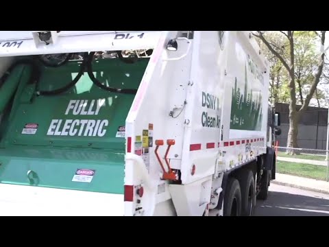 NYC Replacing Gasoline–Powered Vehicles With Electric Vehicles