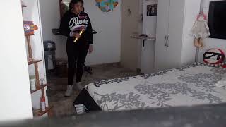 Y Está Oscuro-Tiziano Ferro