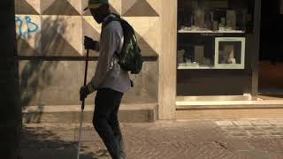 non-e-elemosina-voglio-solo-pulire-la-vostra-citta