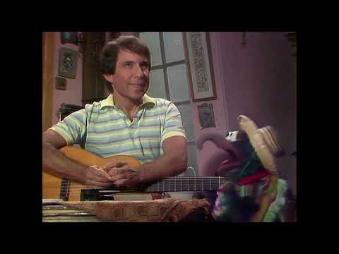 The Muppet Show - 511: Paul Simon - Backstage #3/“For You” (1981)
