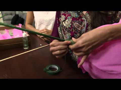 Mulher.com 06/02/2014  - Rosas Grandes de Papel Crepom - Bianca Barreto