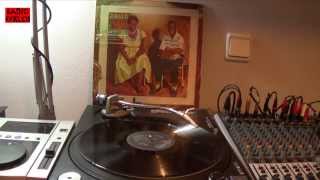 Vinyl Lovers Videos (VLV) Part 2 (It ain&#39;t necessarily so - Ella Fitzerald &amp; Louis Armstrong)