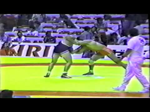 1990 Senior World Championships: 68 kg Nikolai Kasabov (BUL) vs. Chris Wilson (CAN)