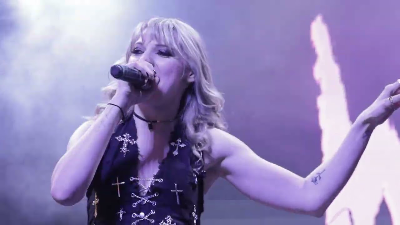 We are The Far Worst