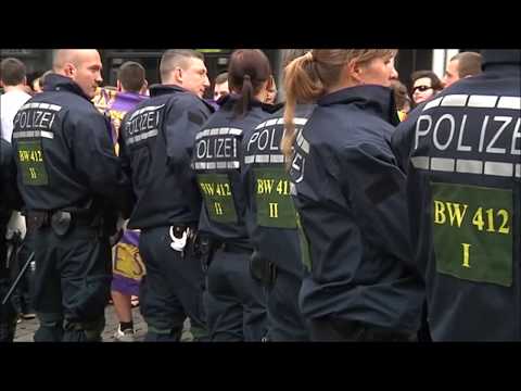 Fundamentalistische Piusbrüder-Sekte demonstriert in Freiburg