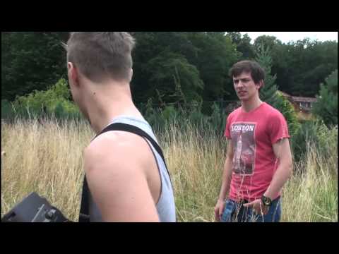 BACKSTAGE Rihanna - Roc Me Out