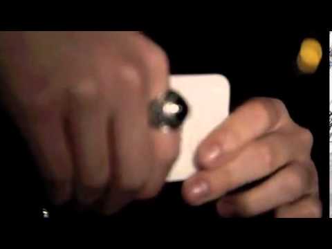 Saturn Magic -iTwist (Black) by Skulkor - Trick