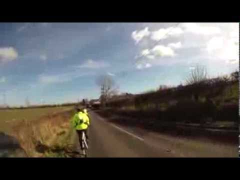 W757 SBR- Arriva Bus makes a pointless overtake