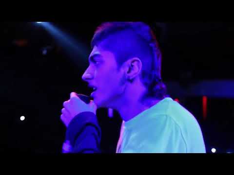 NITRO "Se llama formo porque su papa lo formo en un motel barato"