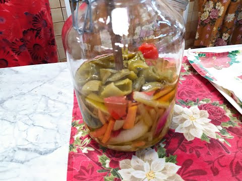 Peperoni alla giardiniera.